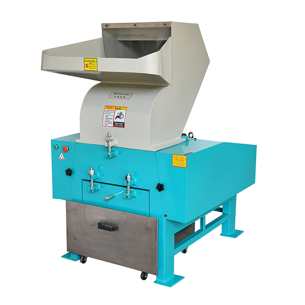 塑料粉碎機替換篩網的注意事項